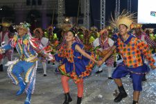 fotos:-veja-como-foi-1o-dia-do-‘arraia-du-mercado-centra’,-em-macapa