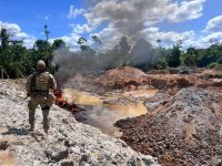 garimpo-ilegal-degrada-area-igual-a-mais-de-100-campos-de-futebol-no-parque-nacional-montanhas-do-tumucumaque-no-ap;-video