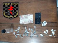 homem-de-27-anos-e-preso-com-porcoes-de-drogas-na-zona-norte-de-macapa 